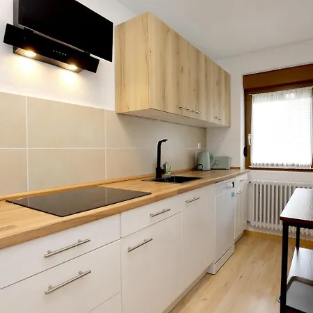 Gaestehaus Roessle Grosszuegiges Wohnen Bis Zu 90 M2 Hotel