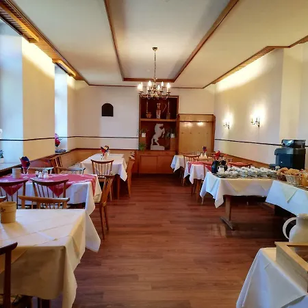 Gaestehaus Roessle Otel Rötenbach