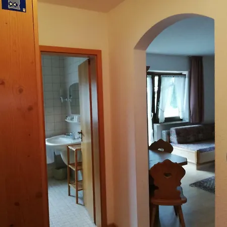 Gaestehaus Roessle Grosszuegiges Wohnen In Ueber 90 M2 Hotel
