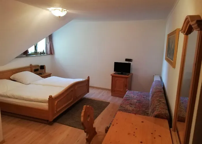 Gaestehaus Roessle Hotel Rötenbach